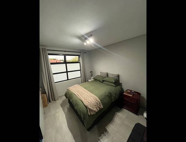 2 BEDROOM PROPERTY TO RENT IN MENLO PARK